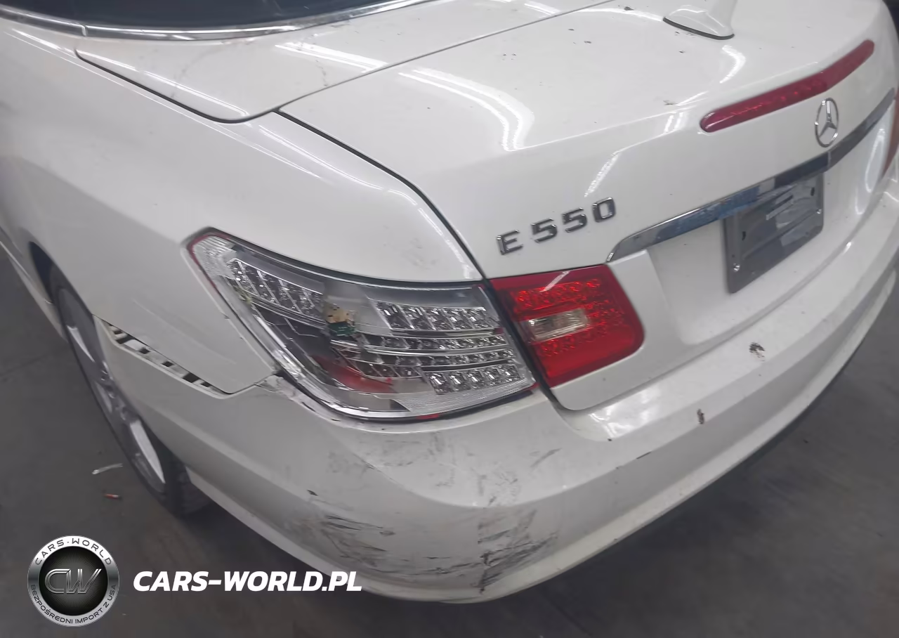 2011 Mercedes-Benz E 550 VIN:WDDKK7CF8BF071609 - 6