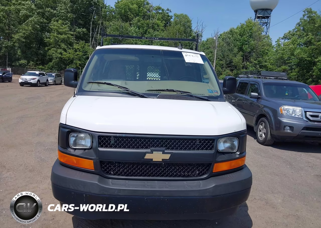 2017 Chevrolet Express 2500 Work Van VIN:1GCWGAFFXH1299557 - 12
