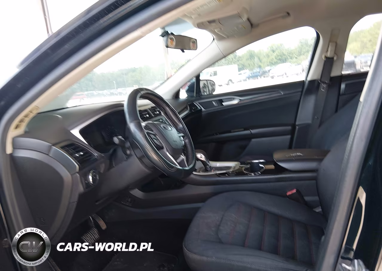 2014 Ford Fusion Se VIN:3FA6P0H79ER349386 - 5