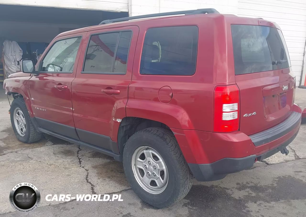 2015 Jeep Patriot Sport VIN:1C4NJRBB6FD248115 - 3