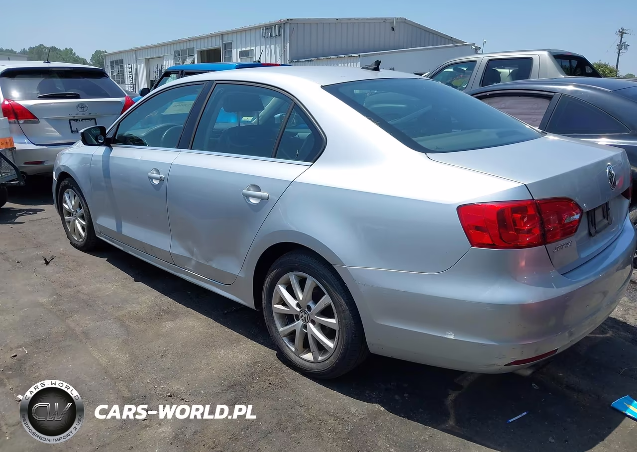 2014 Volkswagen Jetta 1.8T Se VIN:3VWB17AJ2EM326986 - 3