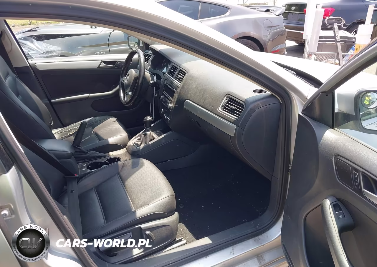 2014 Volkswagen Jetta 1.8T Se VIN:3VWB17AJ2EM326986 - 5