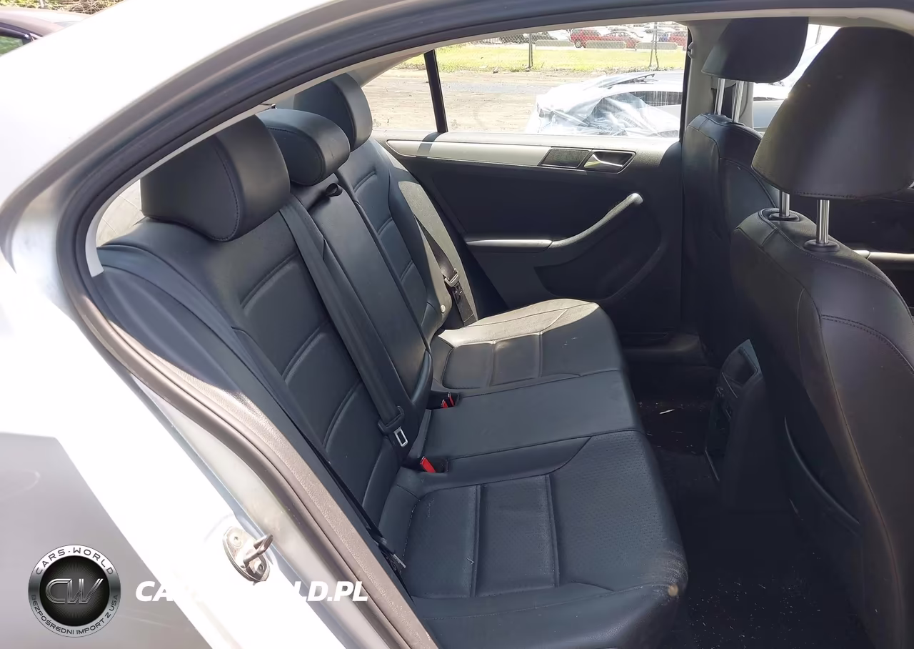 2014 Volkswagen Jetta 1.8T Se VIN:3VWB17AJ2EM326986 - 8