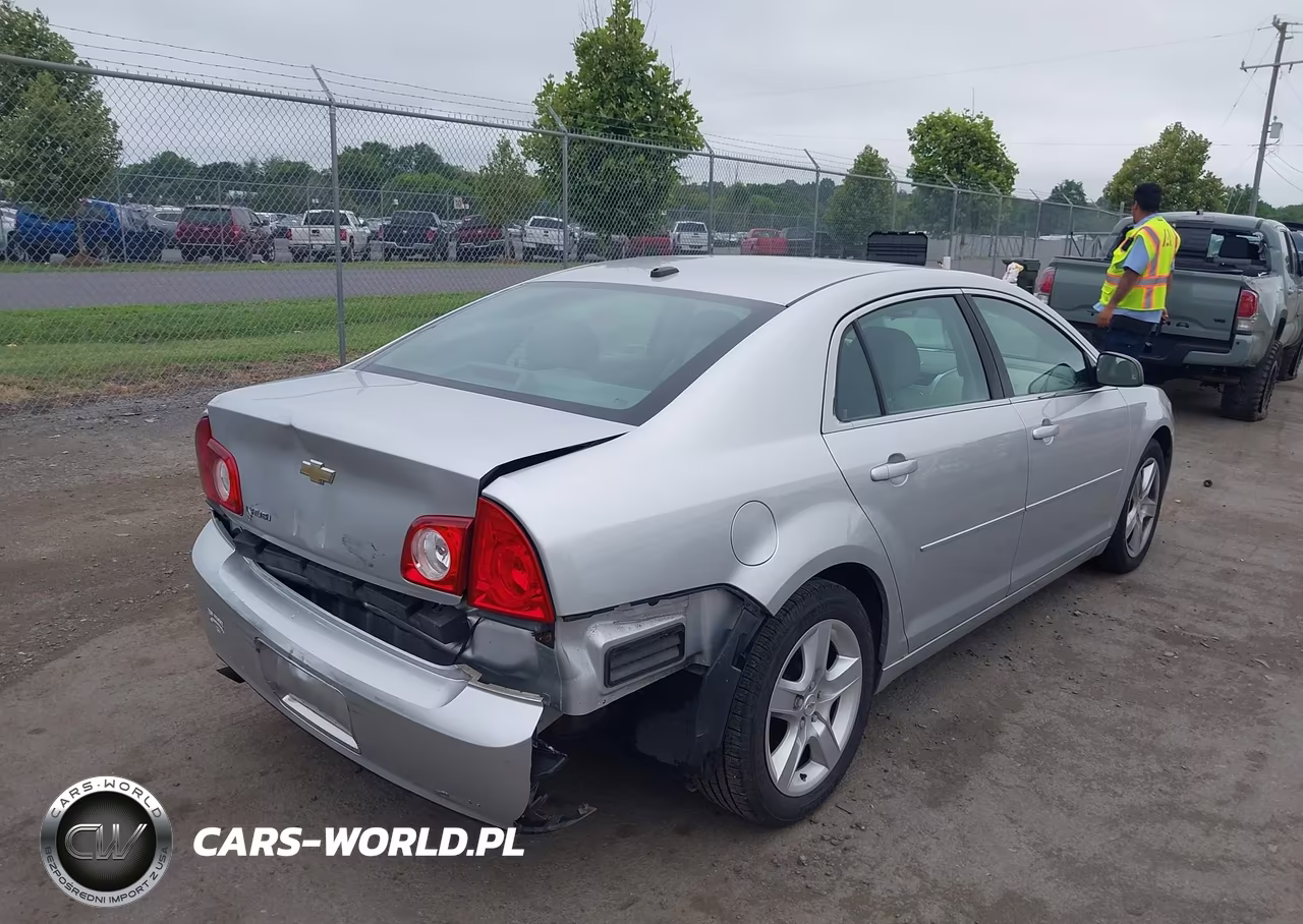 2010 Chevrolet Malibu Ls VIN:1G1ZB5EB4A4142492 - 4