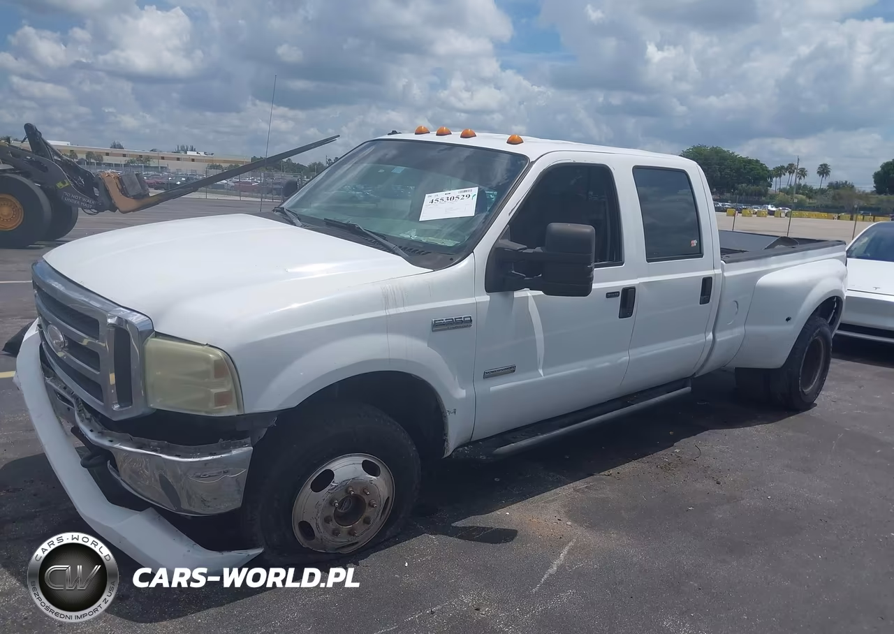 2005 Ford F-350 Lariat-Xl-Xlt VIN:1FTWW33P95EA83814 - 11