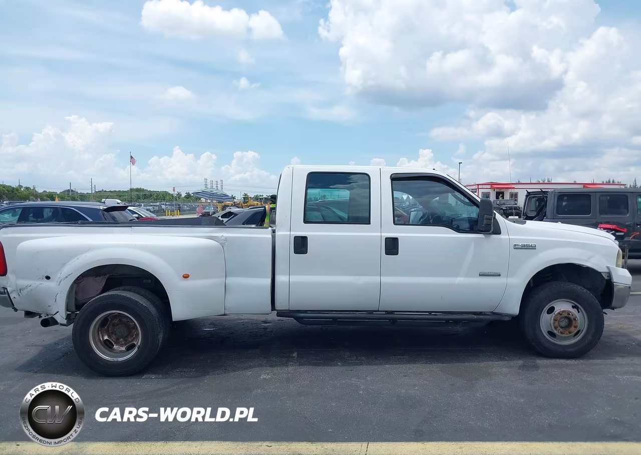 2005 Ford F-350 Lariat-Xl-Xlt VIN:1FTWW33P95EA83814 - 13