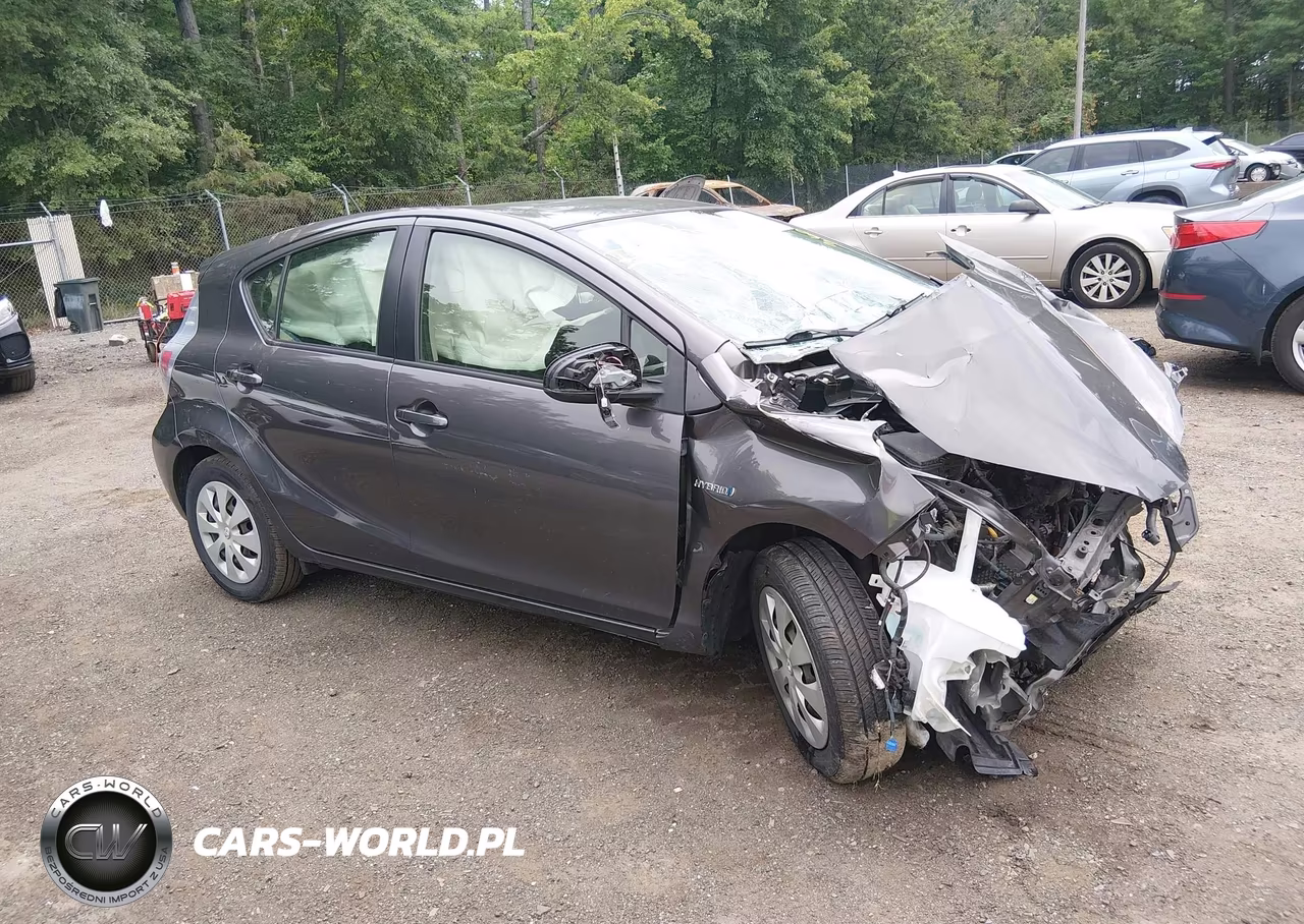 2014 Toyota Prius C Three