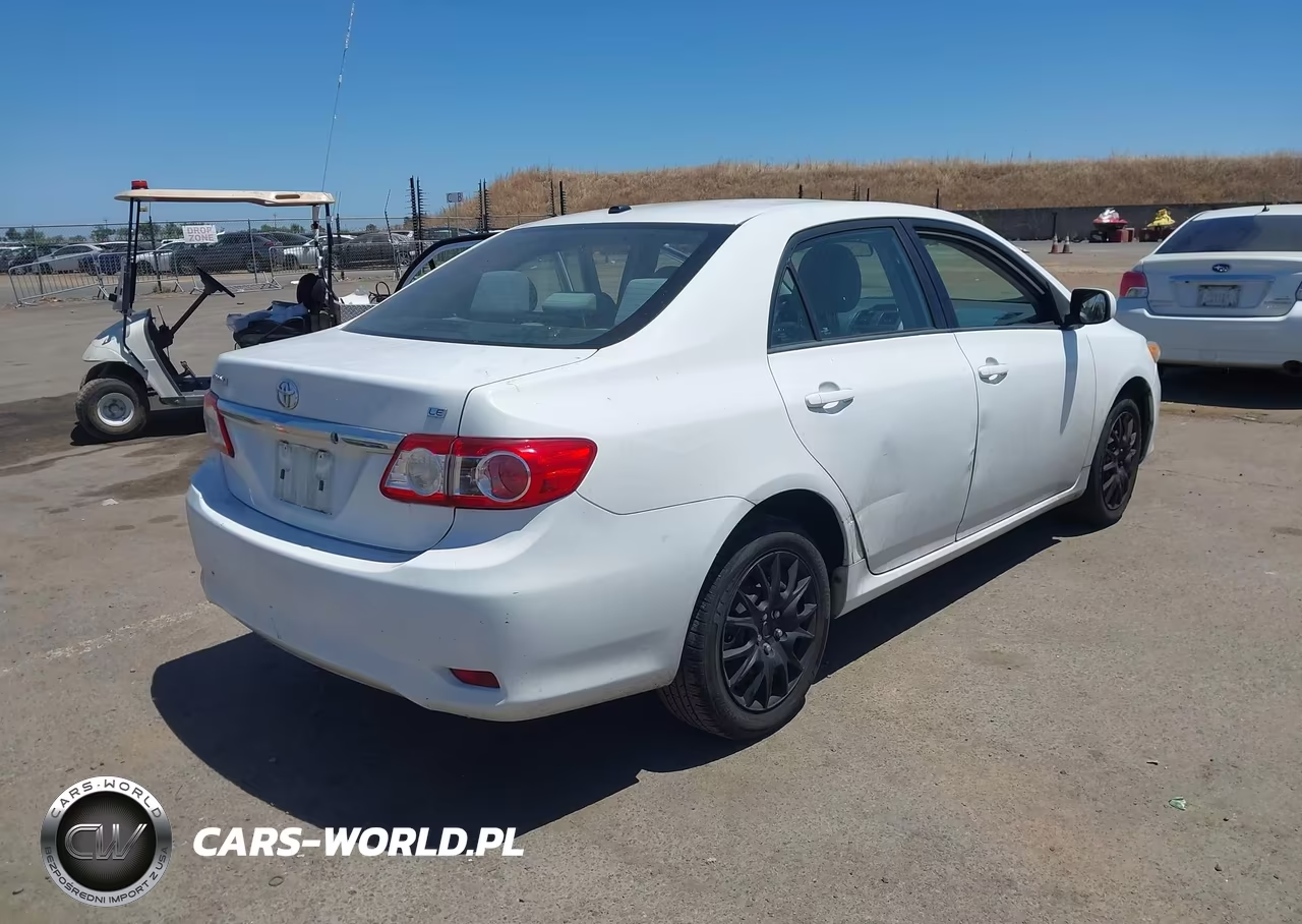 2012 Toyota Corolla Le VIN:2T1BU4EE7CC755942 - 4