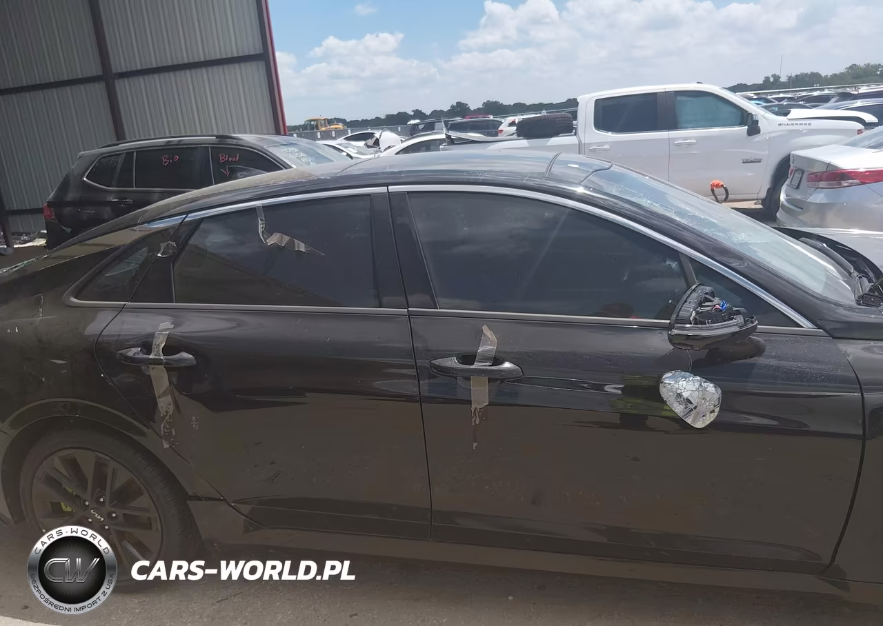 2025 Kia K5 Gt VIN:KNAG44J89S5323531 - 13