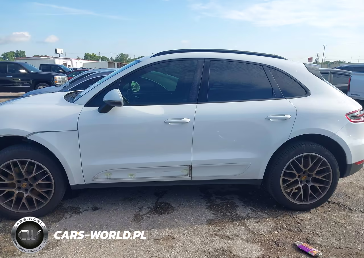 2018 Porsche Macan VIN:WP1AA2A58JLB03723 - 15