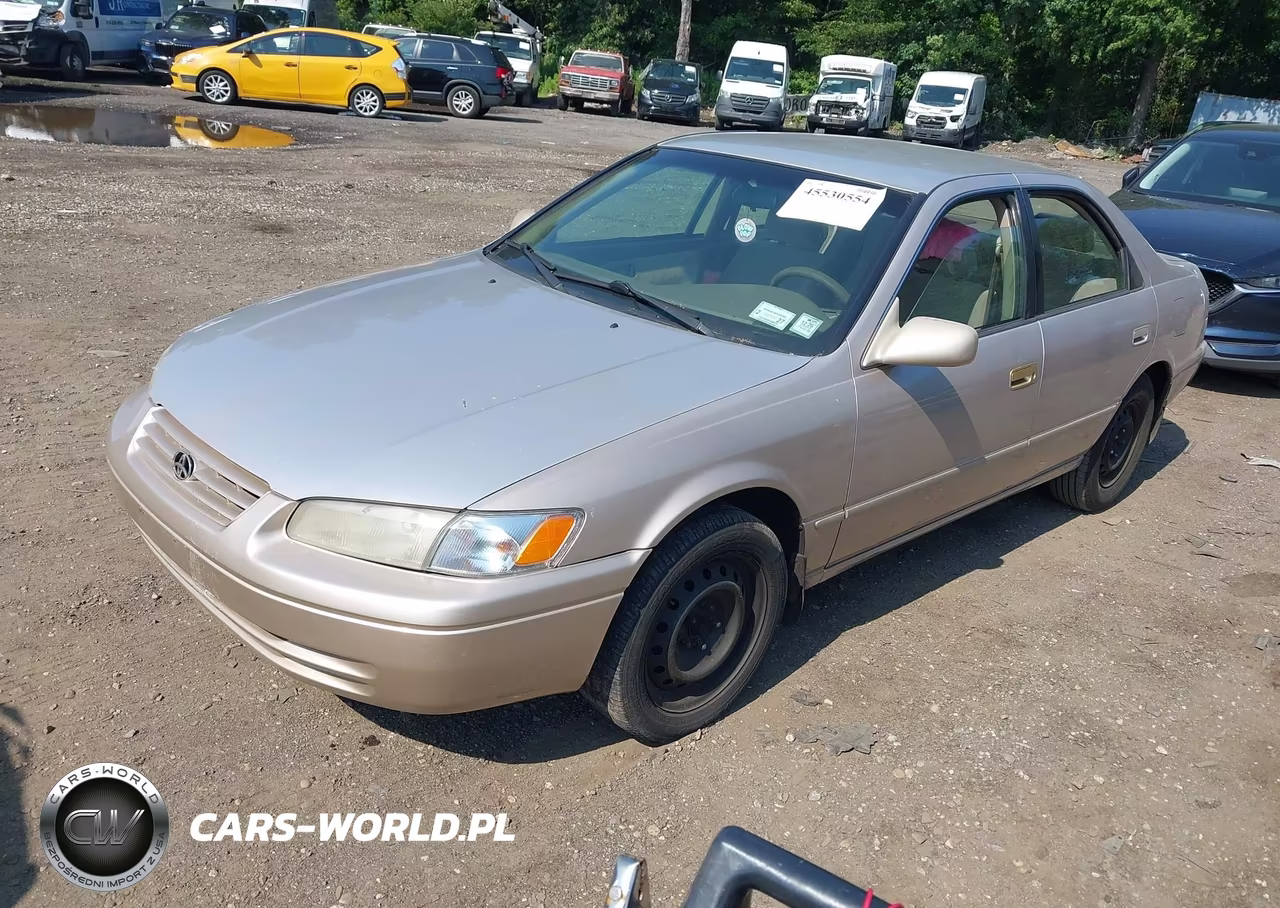 1999 Toyota Camry Le VIN:4T1BG22K9XU912381 - 2