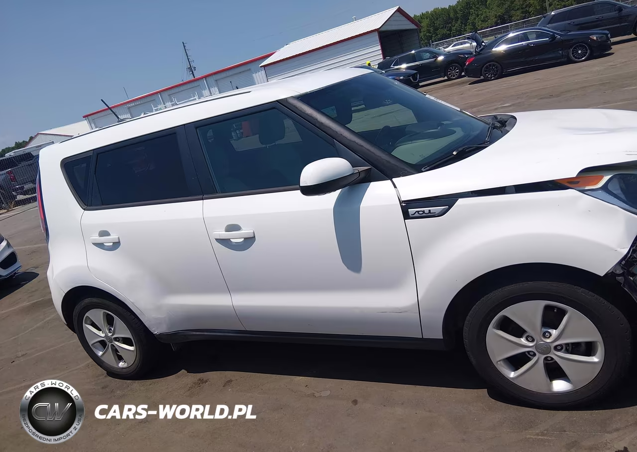 2015 Kia Soul VIN:KNDJN2A2XF7156774 - 13