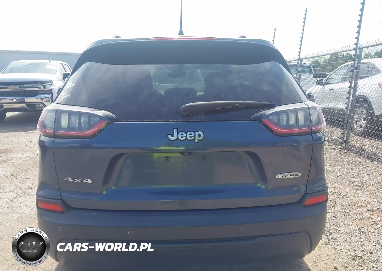 2019 Jeep Cherokee Latitude Plus 4X4 VIN:1C4PJMLB9KD455361 - 16