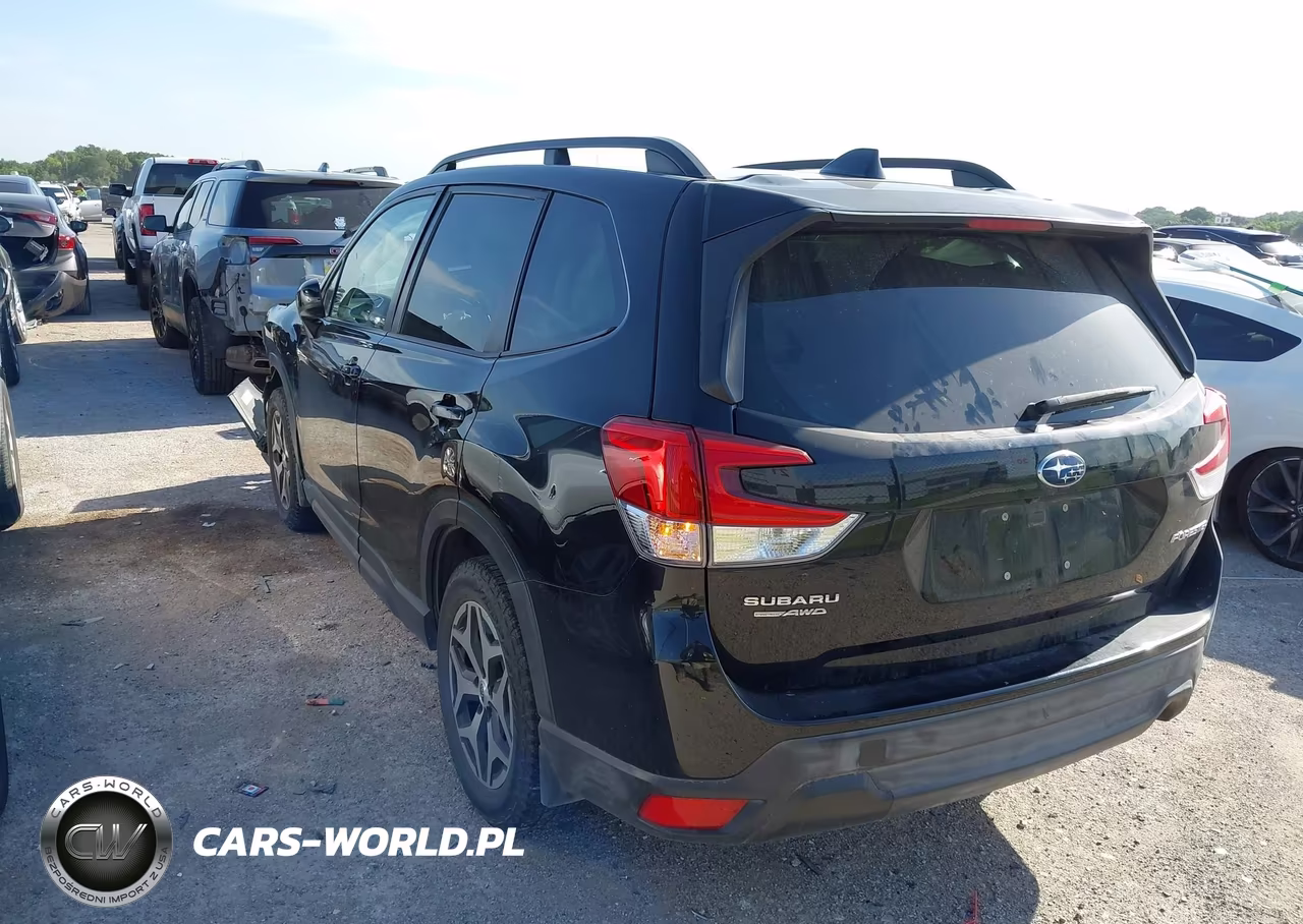 2021 Subaru Forester Premium VIN:JF2SKAFC4MH526277 - 3