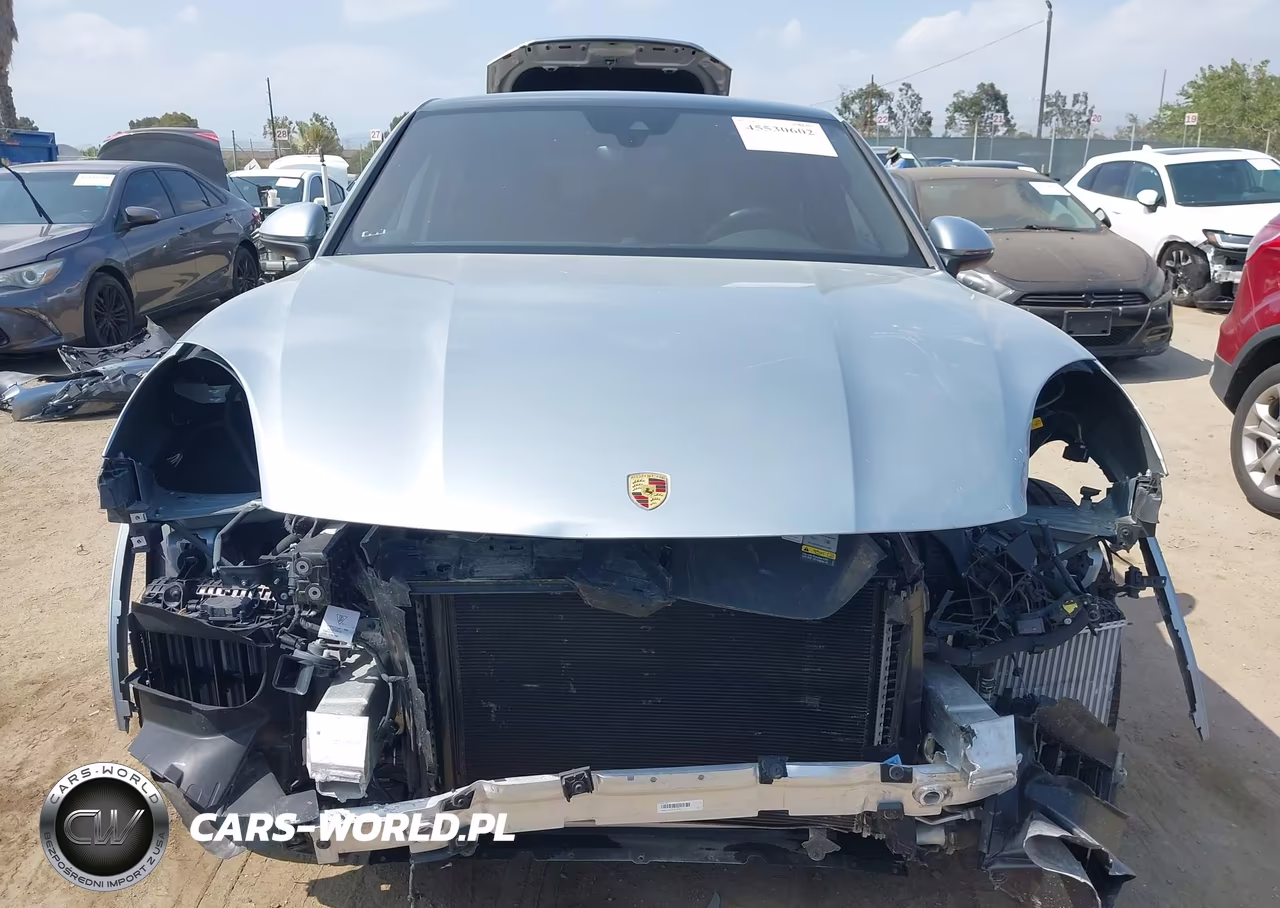 2022 Porsche Cayenne E Hybrid Coupe VIN:WP1BE2AY8NDA51058 - 13