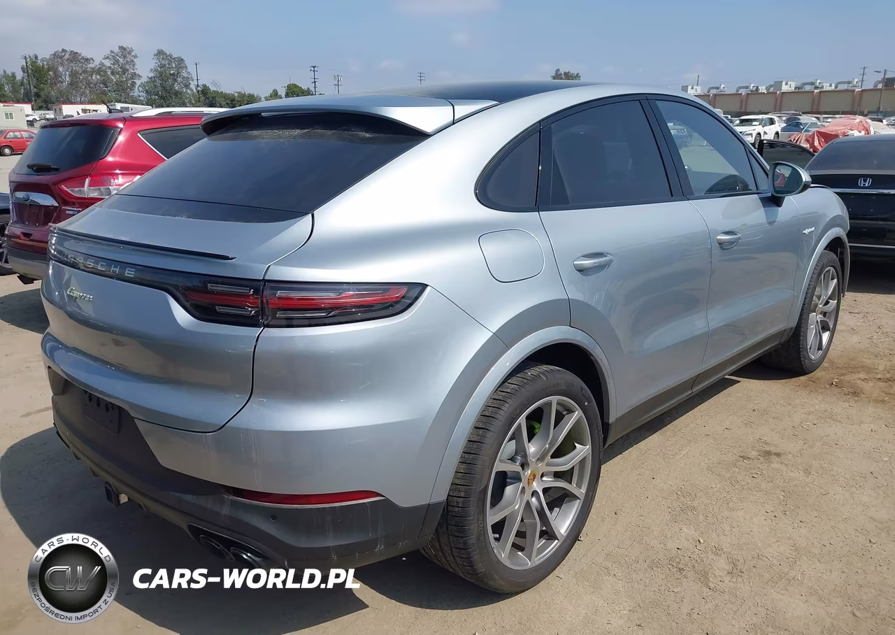 2022 Porsche Cayenne E Hybrid Coupe VIN:WP1BE2AY8NDA51058 - 4
