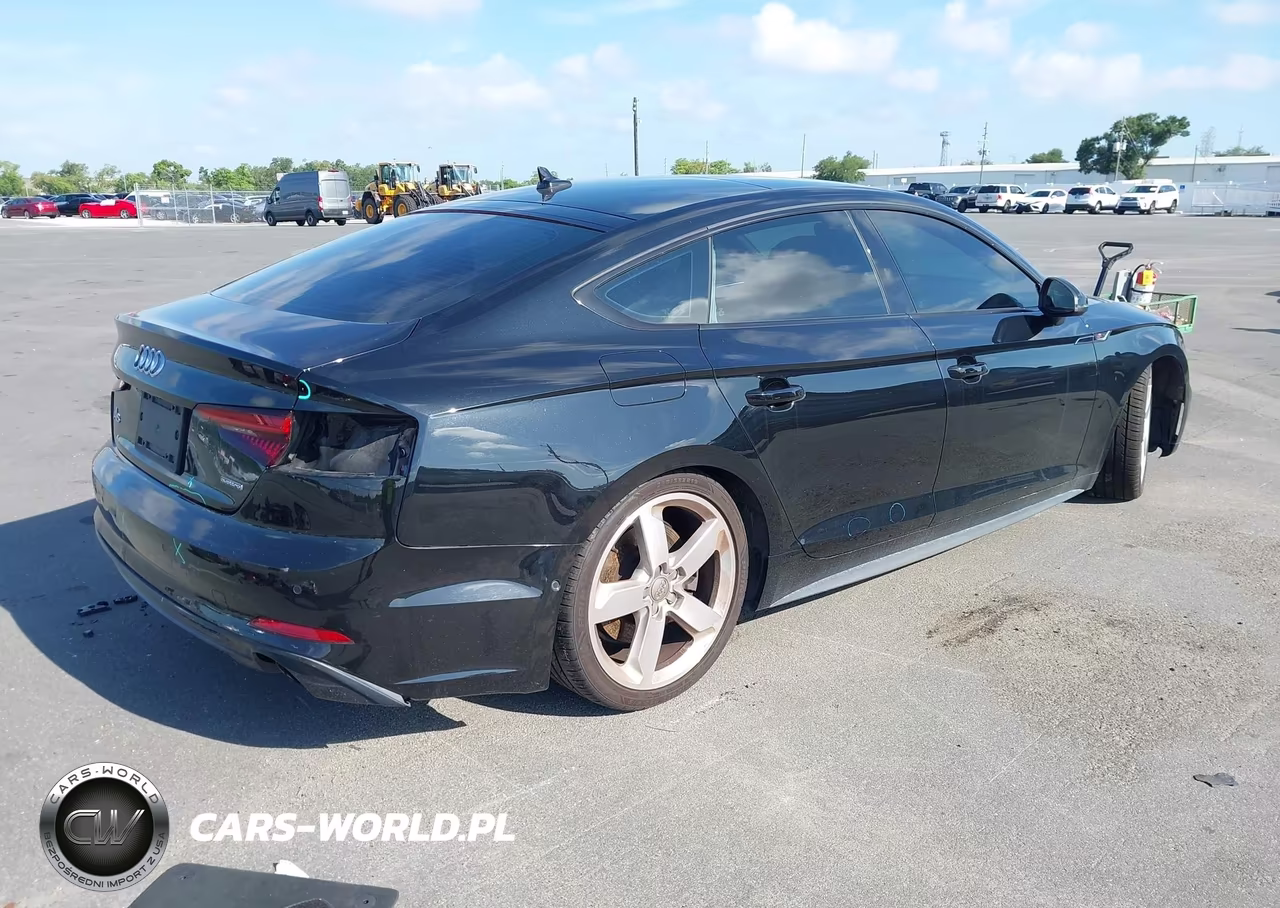 2019 Audi A5 45 Premium VIN:WAUFNCF5XKA036935 - 4
