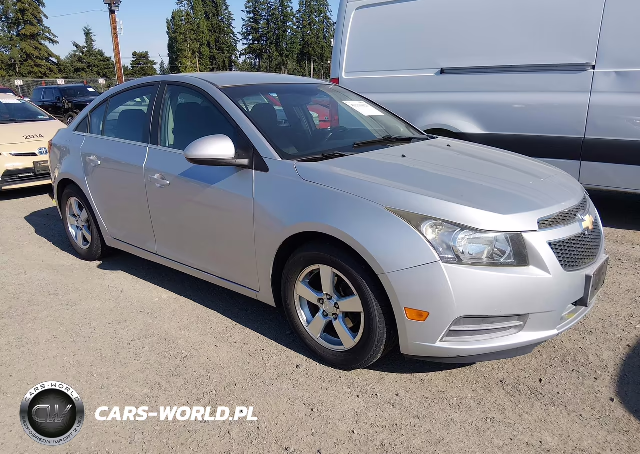 2013 Chevrolet Cruze 1Lt Auto – zdjęcie 1 z 12