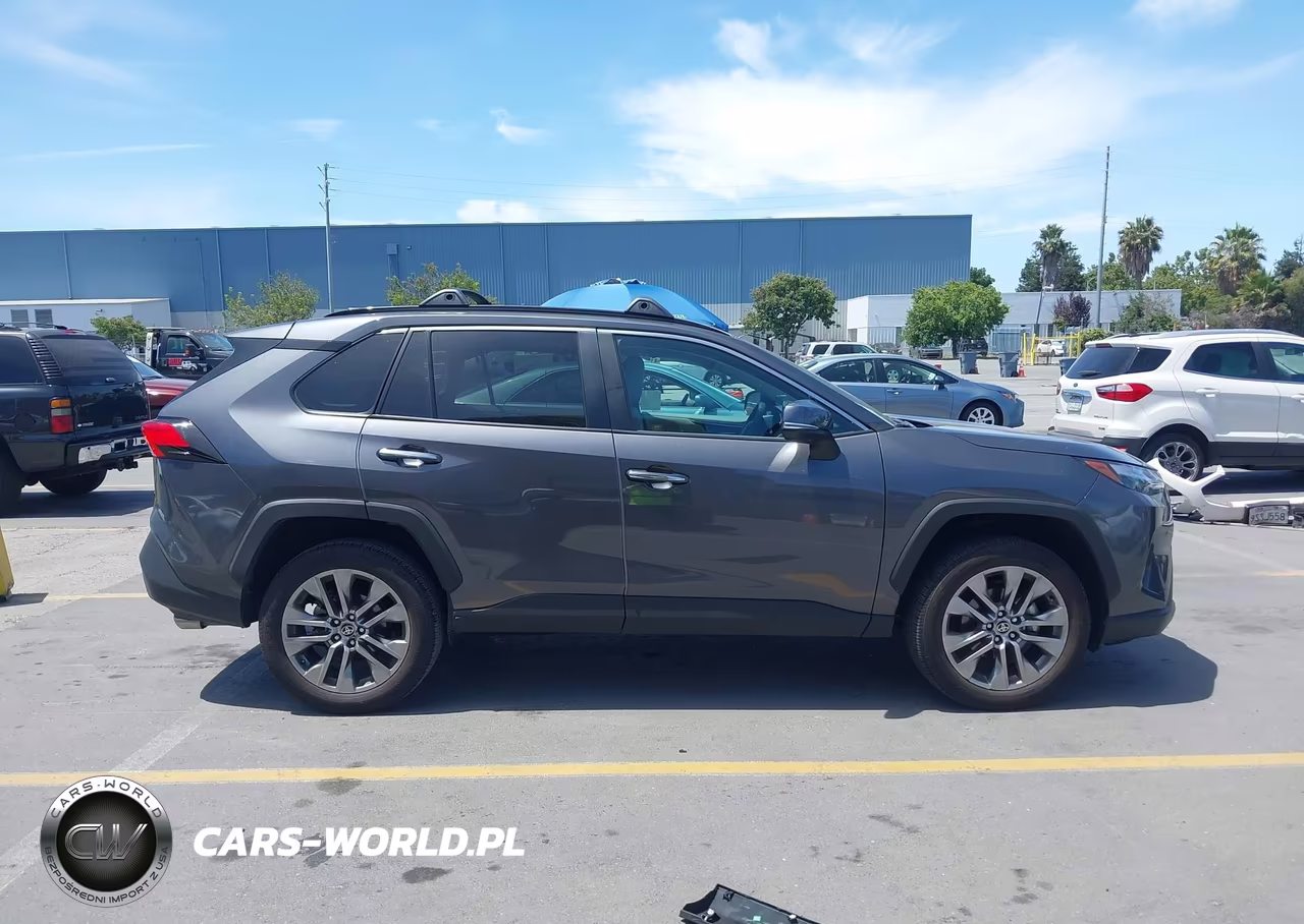 2025 Toyota Rav4 Limited VIN:2T3N1RFV7SC563749 - 14