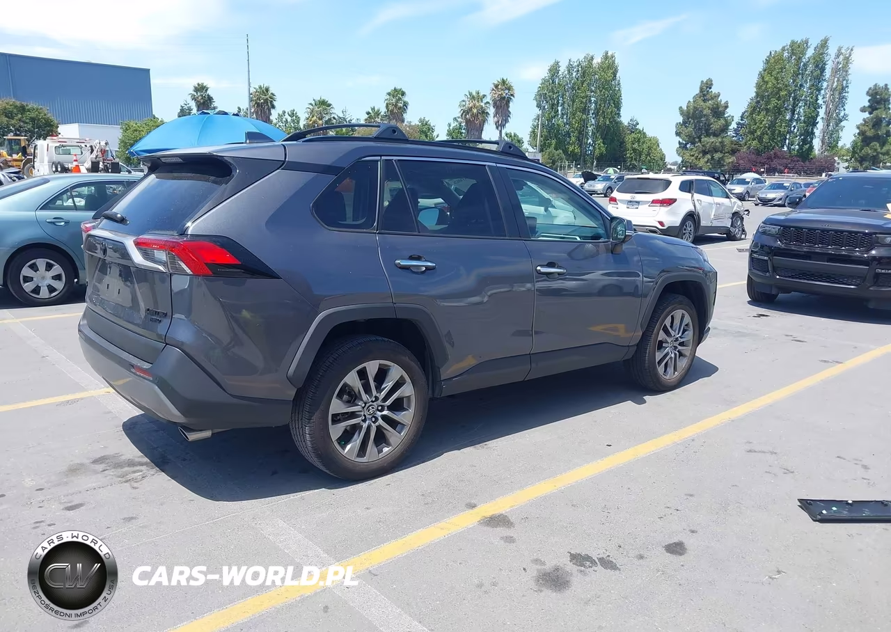 2025 Toyota Rav4 Limited VIN:2T3N1RFV7SC563749 - 4