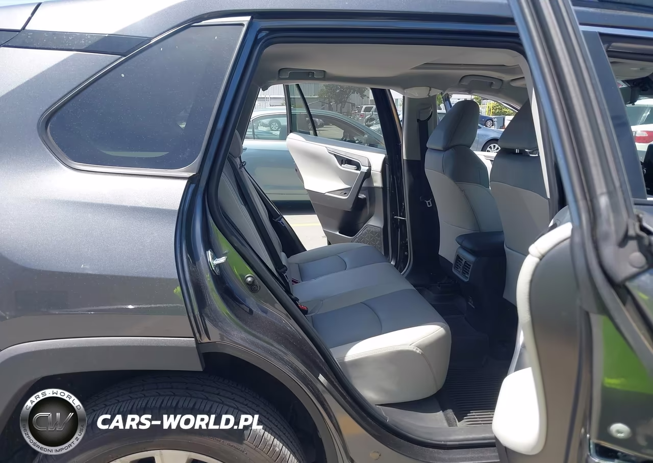 2025 Toyota Rav4 Limited VIN:2T3N1RFV7SC563749 - 8