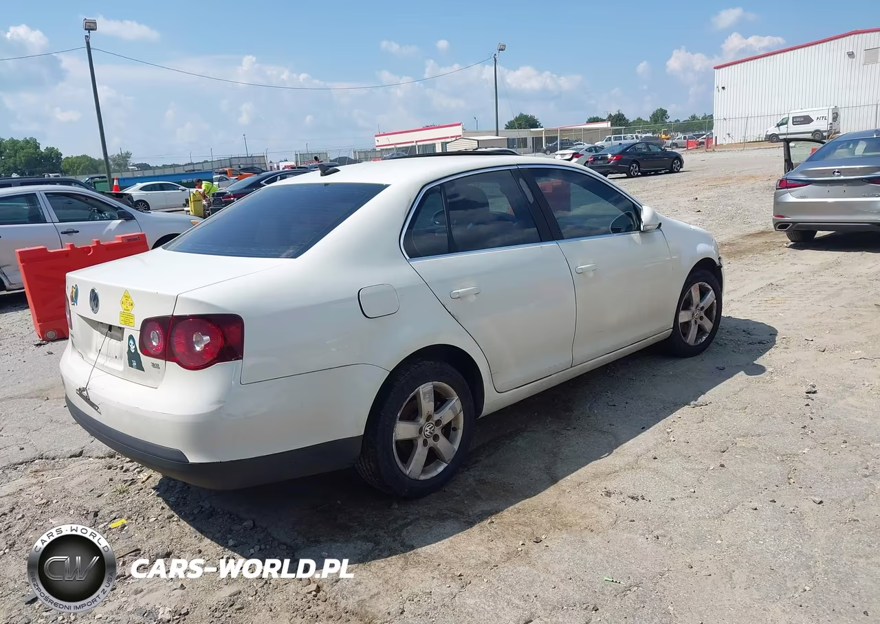 2008 Volkswagen Jetta Se VIN:3VWRM71K88M016036 - 4