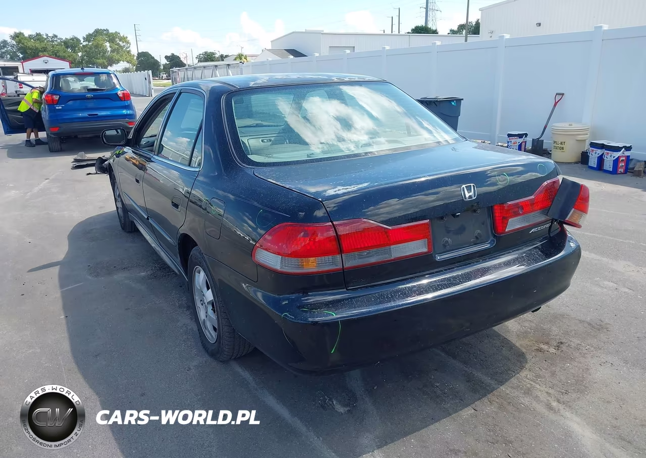 2002 Honda Accord 2.3 Ex VIN:1HGCG56682A119690 - 3