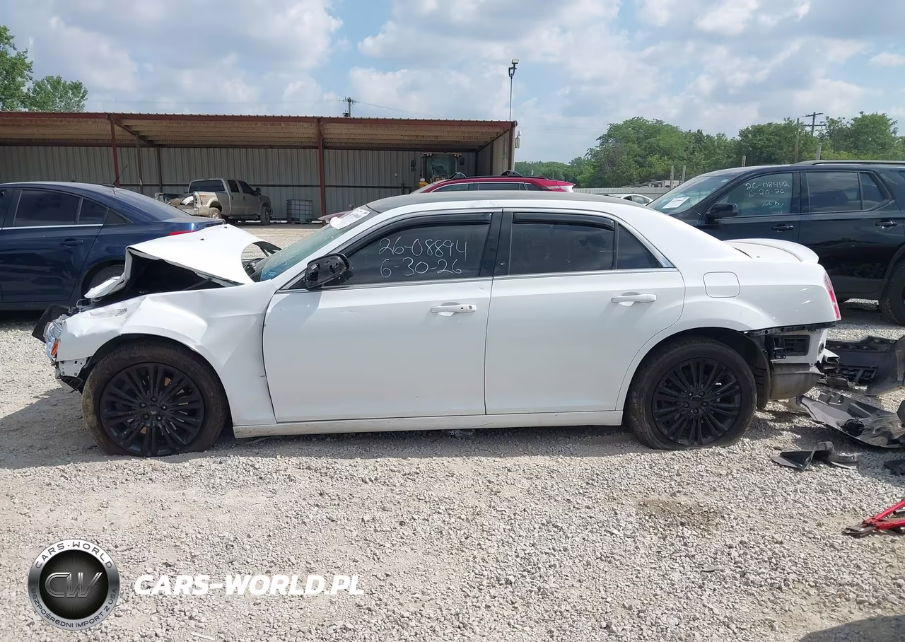 2014 Chrysler 300 VIN:2C3CCARG5EH384374 - 15
