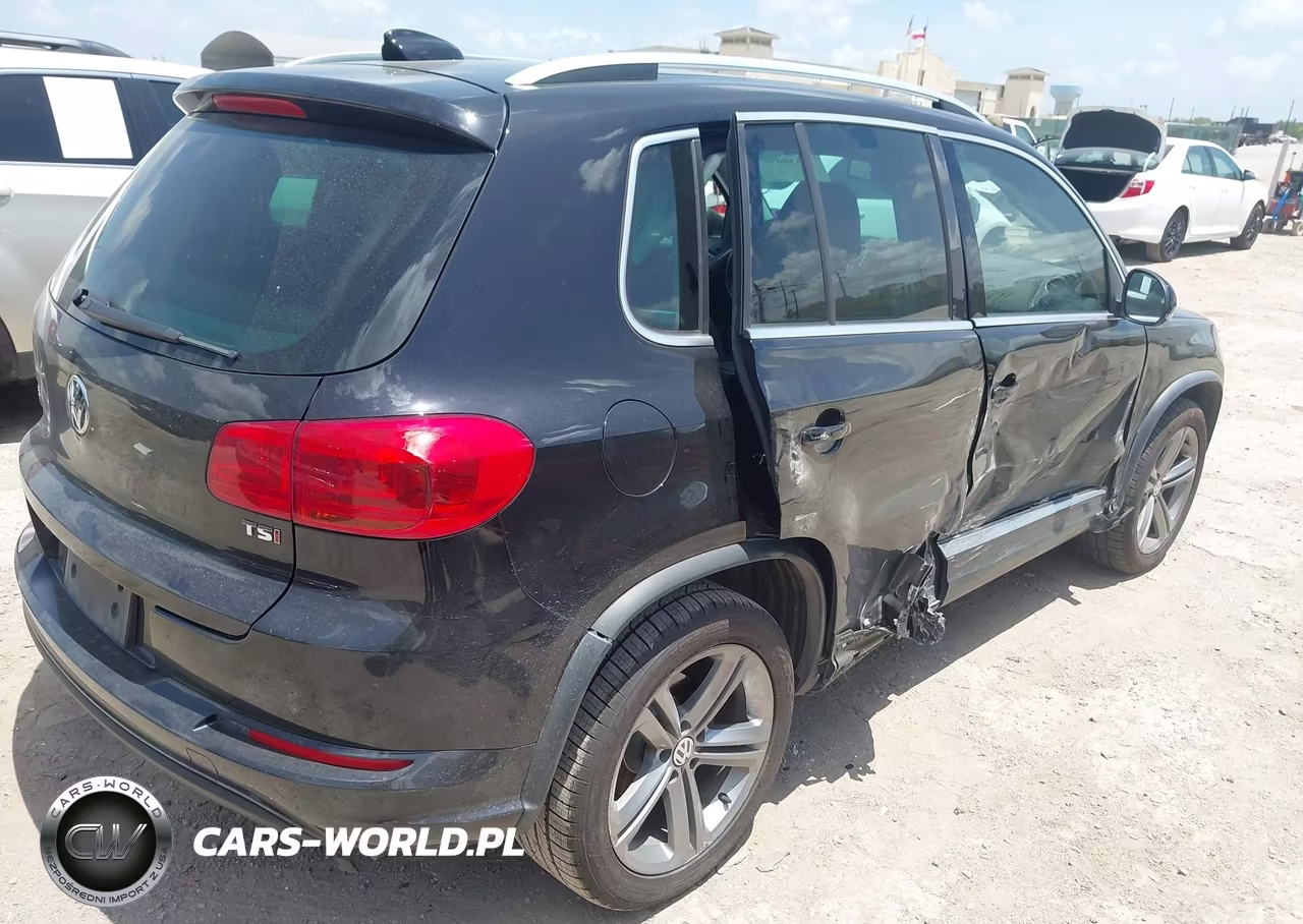 2017 Volkswagen Tiguan 2.0T Sport VIN:WVGTV7AX5HW507306 - 4