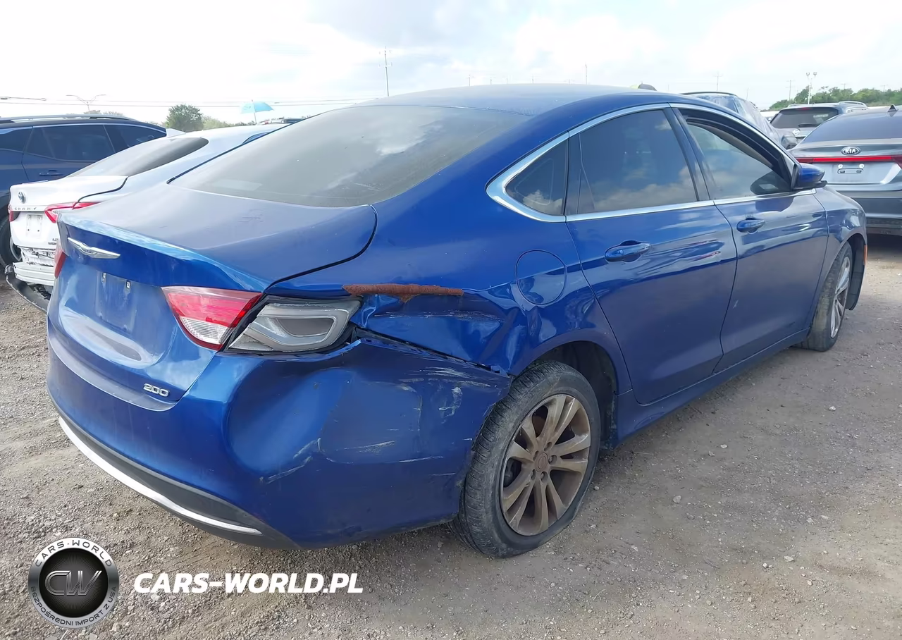 2015 Chrysler 200 Limited VIN:1C3CCCAB7FN589862 - 4