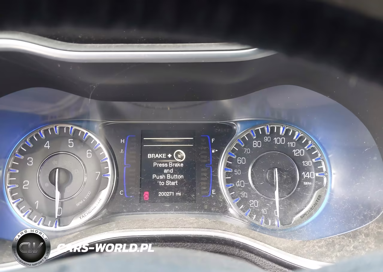 2015 Chrysler 200 Limited VIN:1C3CCCAB7FN589862 - 7