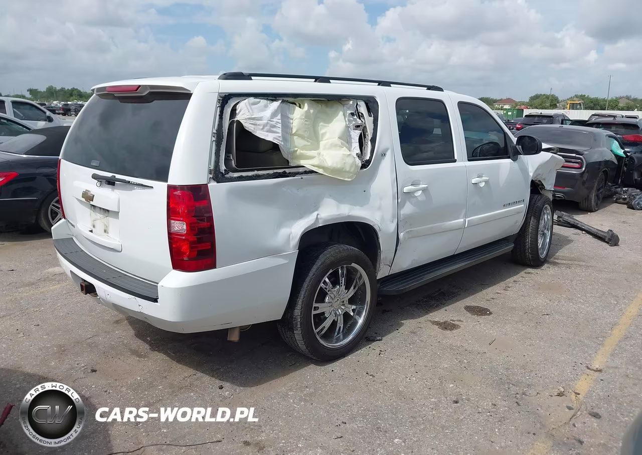 2007 Chevrolet Suburban Lt VIN:3GNFC16J17G261707 - 4