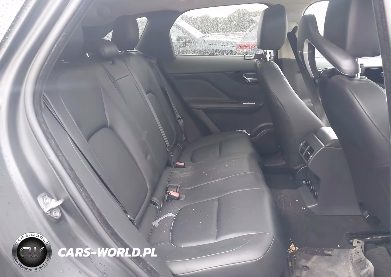2019 Jaguar F-Pace 25T Premium VIN:SADCJ2FX7KA396942 - 8