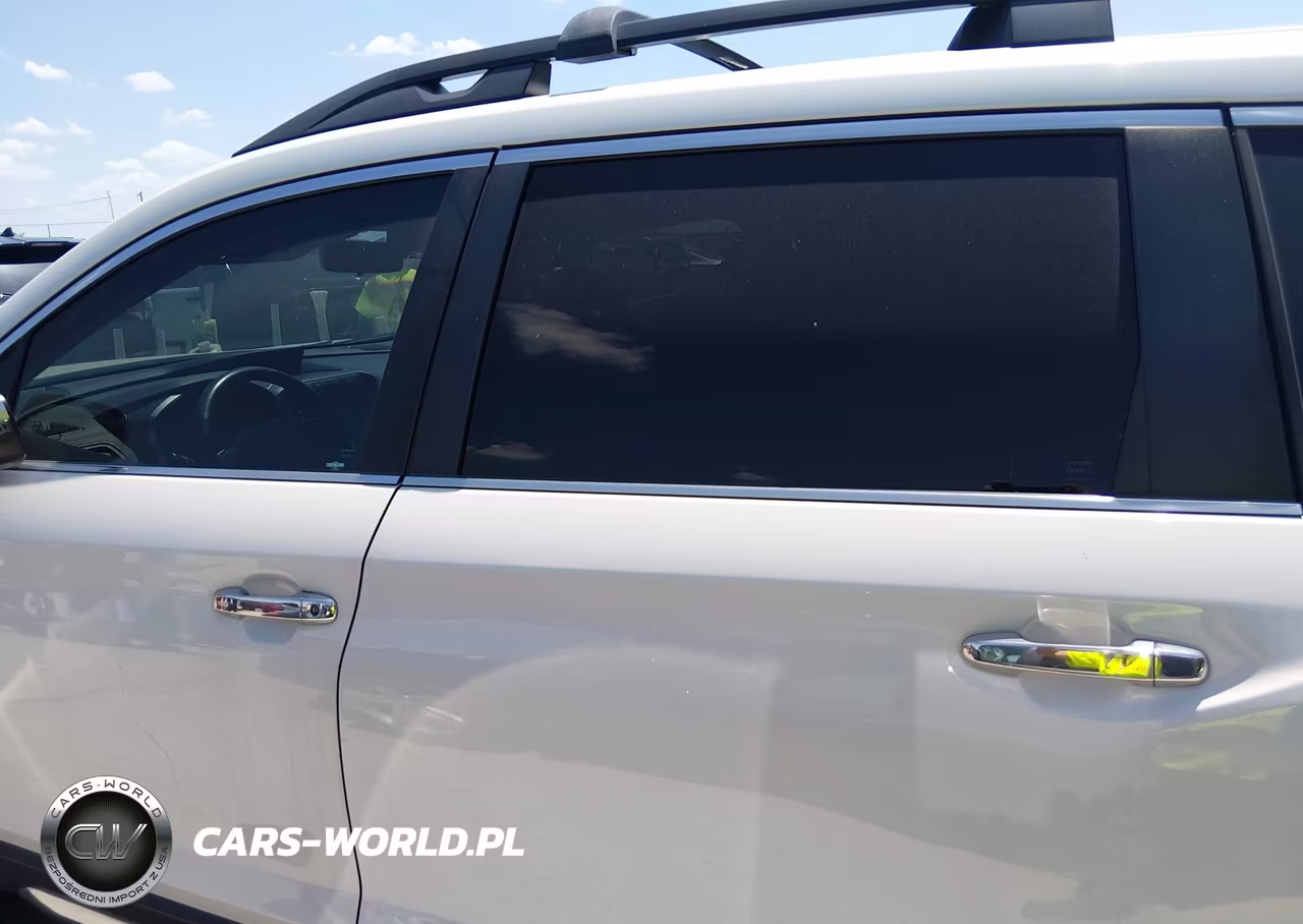 2021 Subaru Ascent Touring VIN:4S4WMARD9M3445508 - 14