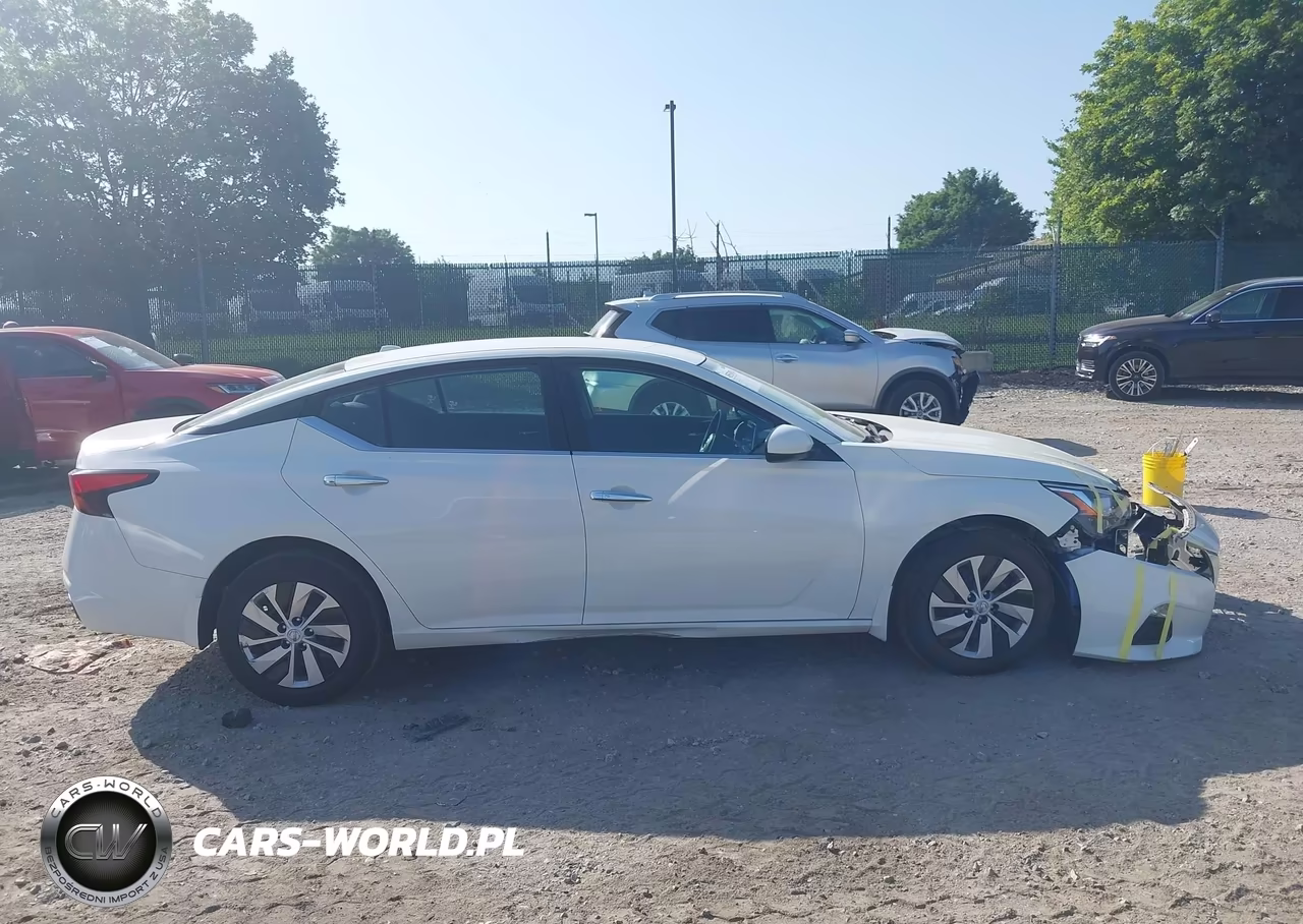 2019 Nissan Altima 2.5 S VIN:1N4BL4BW9KN326836 - 13