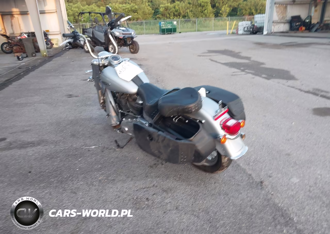 2023 Harley-Davidson Flhcs VIN:1HD1YBK18PB063858 - 3