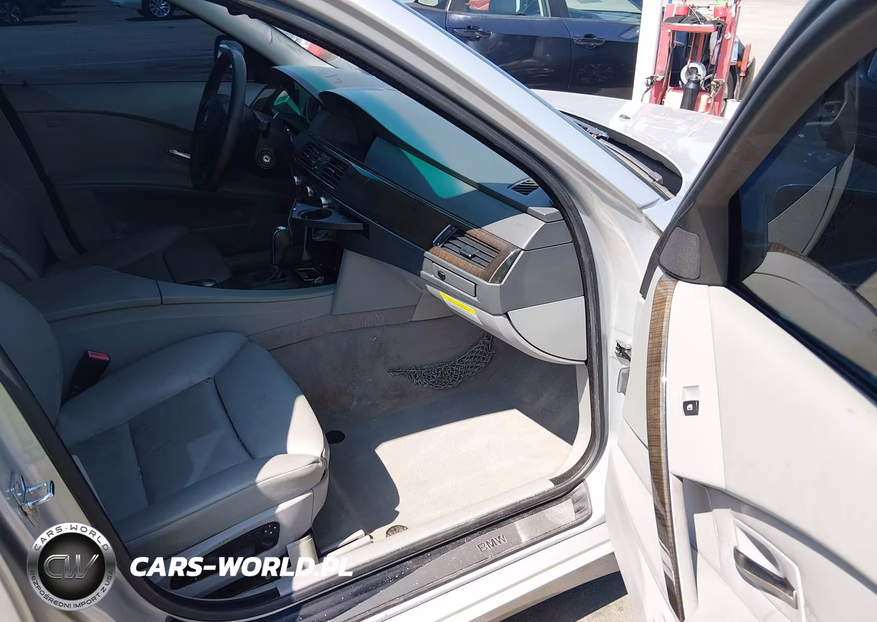 2006 BMW 530I VIN:WBANE735X6CM30470 - 5