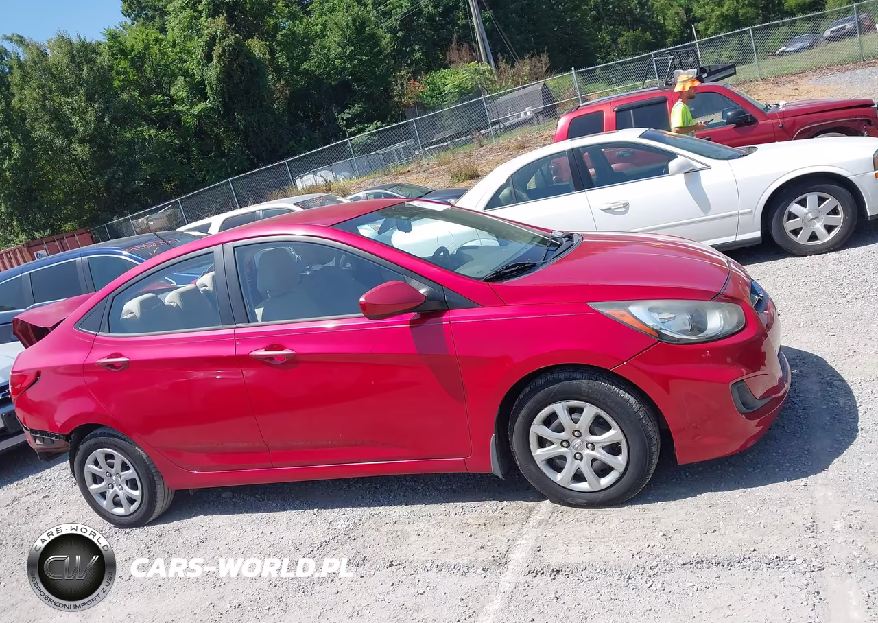 2013 Hyundai Accent Gls VIN:KMHCT4AE8DU355188 - 14