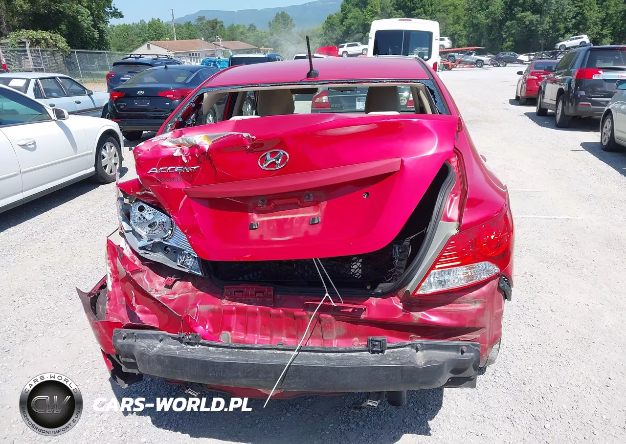 2013 Hyundai Accent Gls VIN:KMHCT4AE8DU355188 - 17