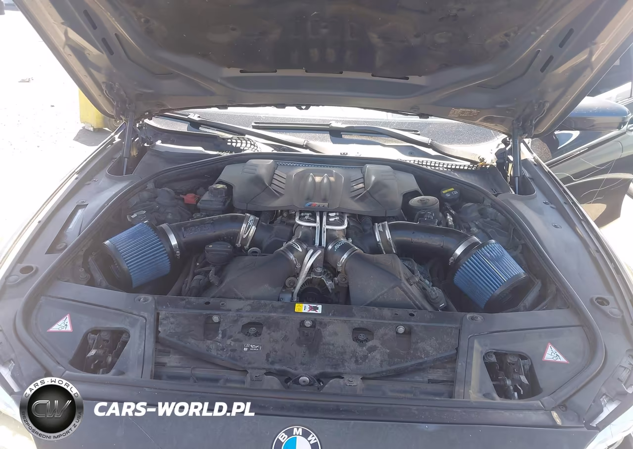 2016 BMW M5 VIN:WBSFV9C53GD595591 - 10