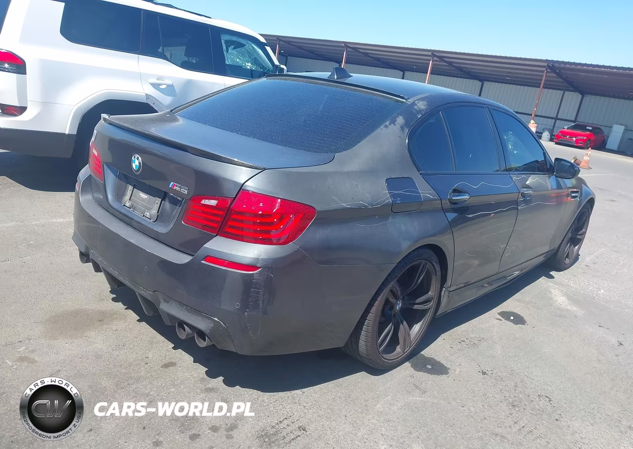2016 BMW M5 VIN:WBSFV9C53GD595591 - 4