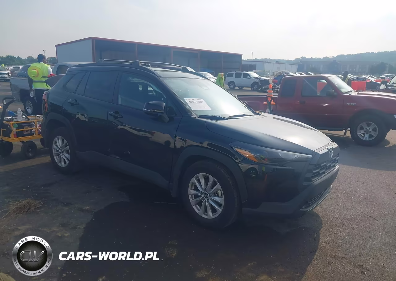 2026 Toyota Corolla Cross Le – zdjęcie 1 z 16