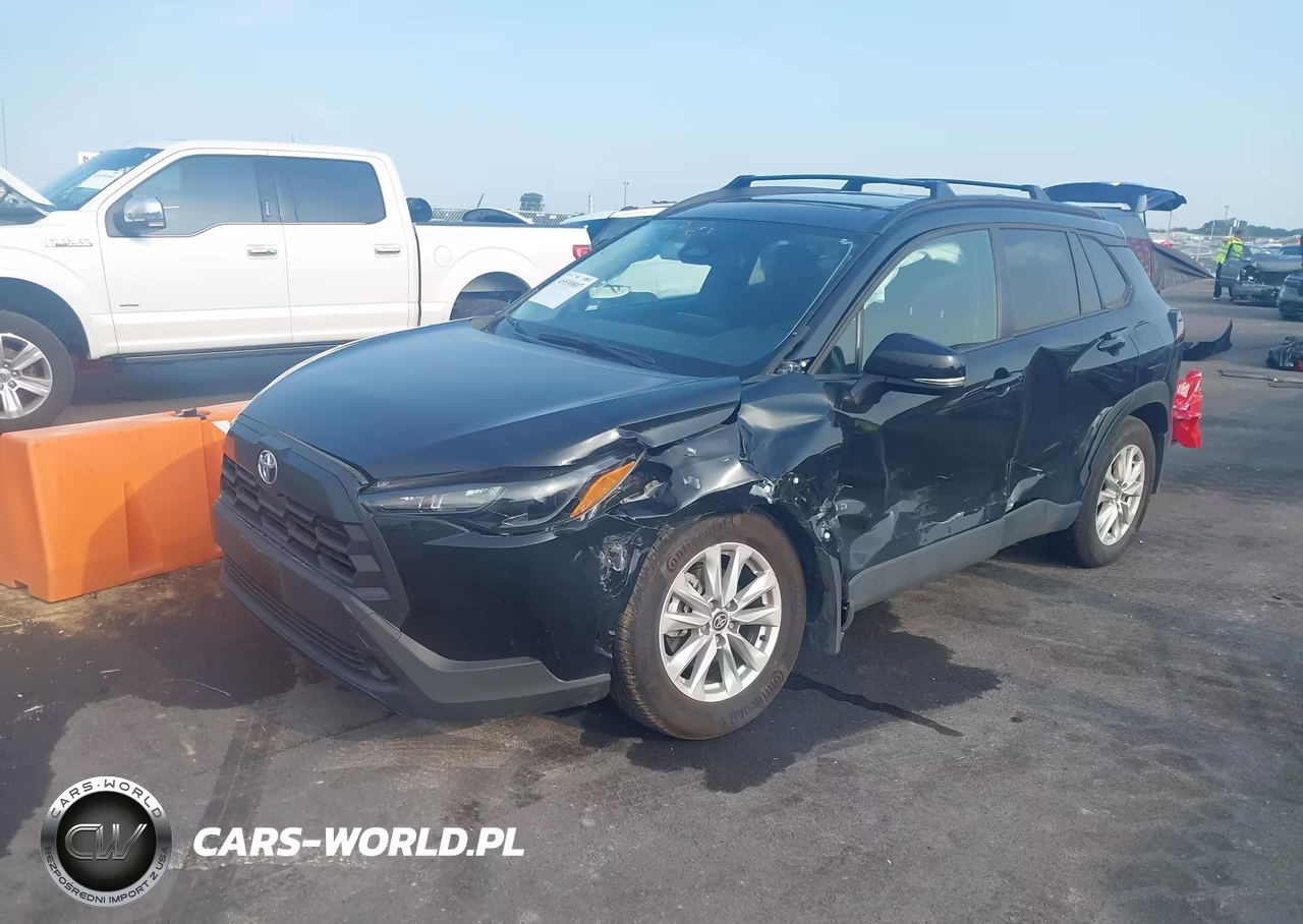 2026 Toyota Corolla Cross Le VIN:7MUBAABG5TV152353 - 2