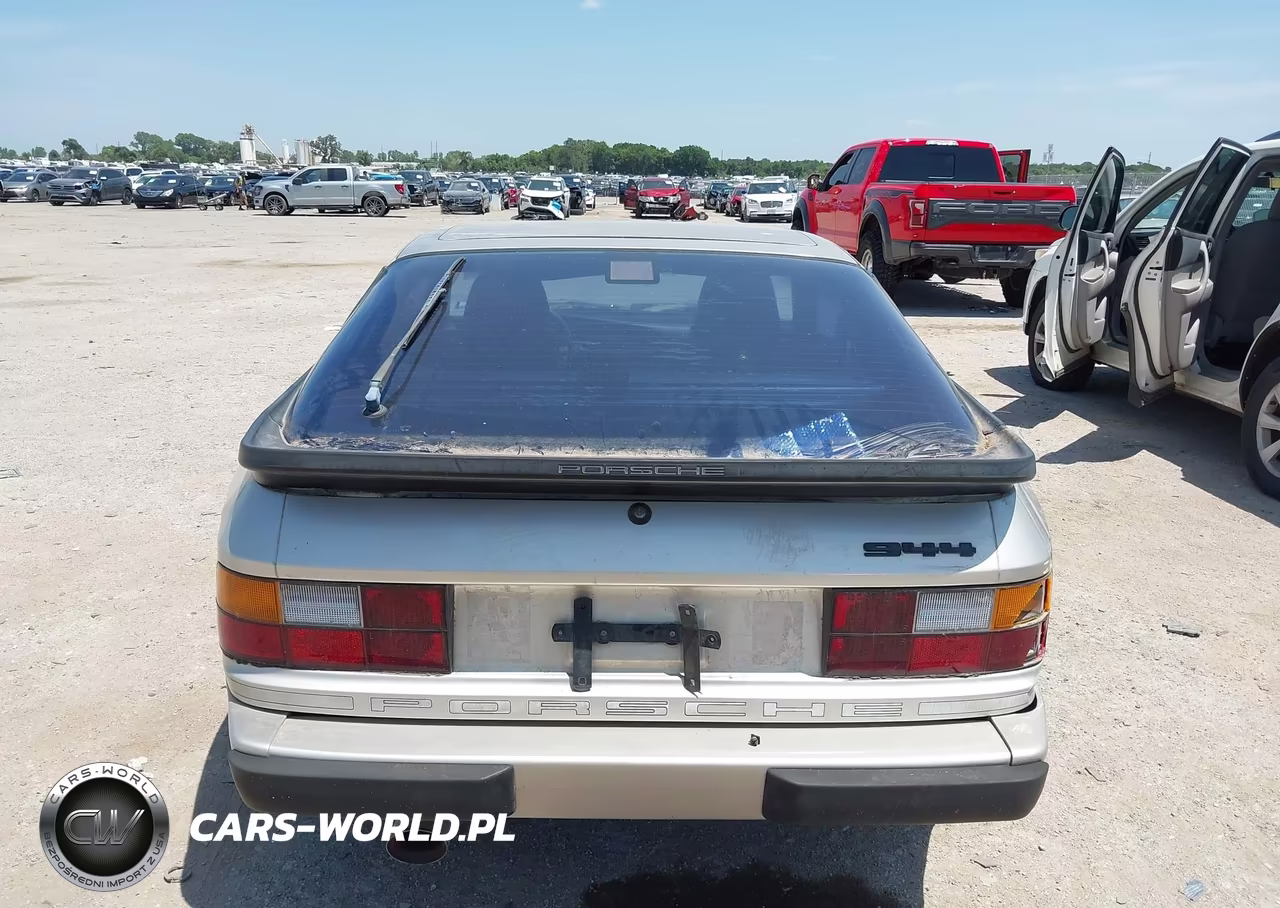 1986 Porsche 944 VIN:WP0AA0942GN451869 - 16