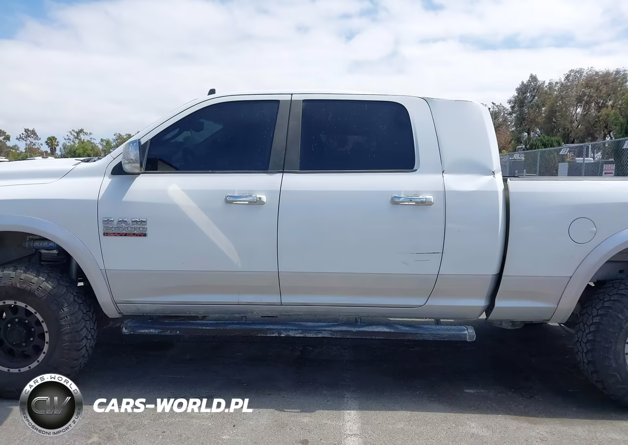2014 Ram 2500 Laramie VIN:3C6UR5NJ7EG141728 - 14
