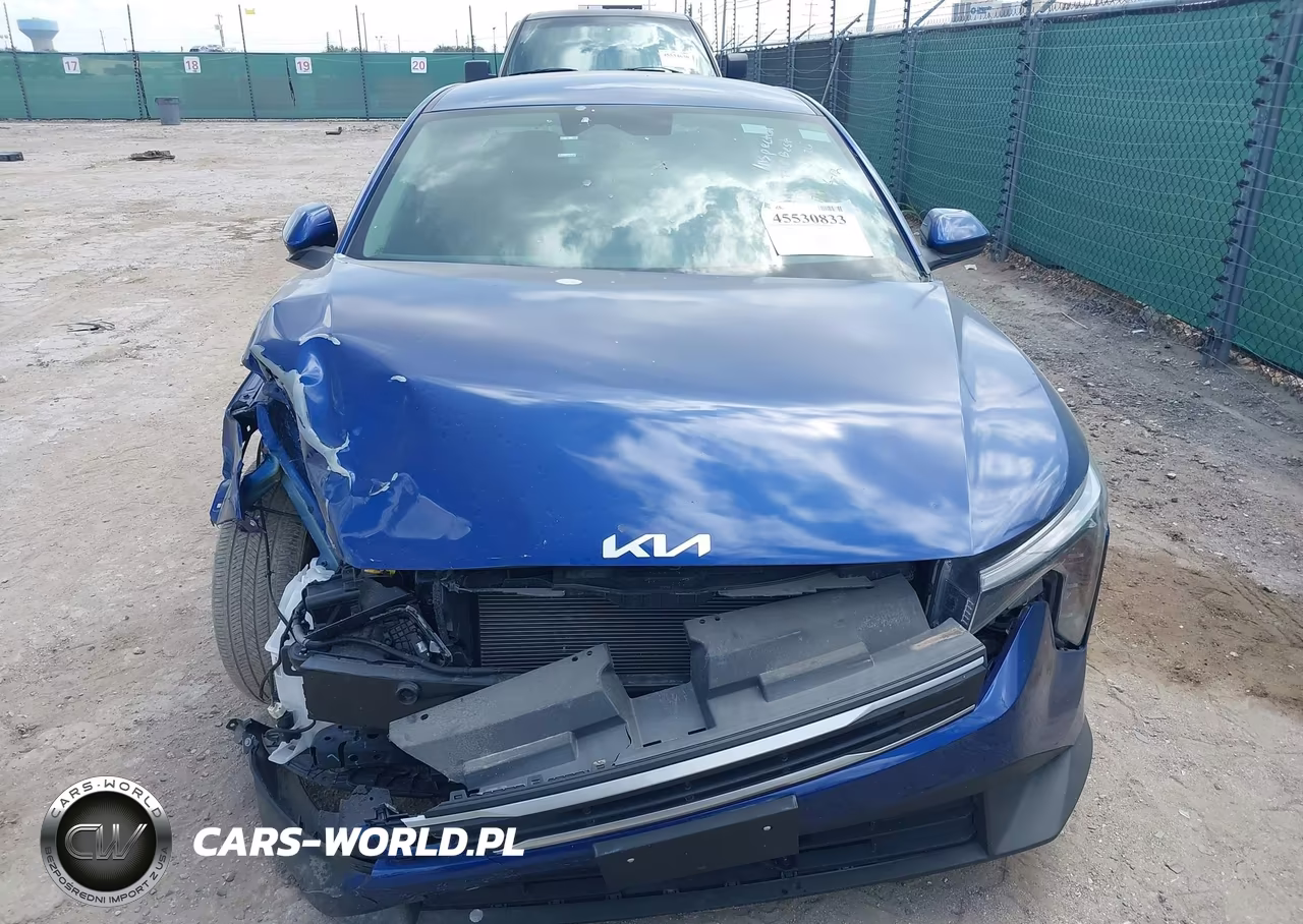 2025 Kia K4 Lxs VIN:3KPFT4DE9SE032888 - 12
