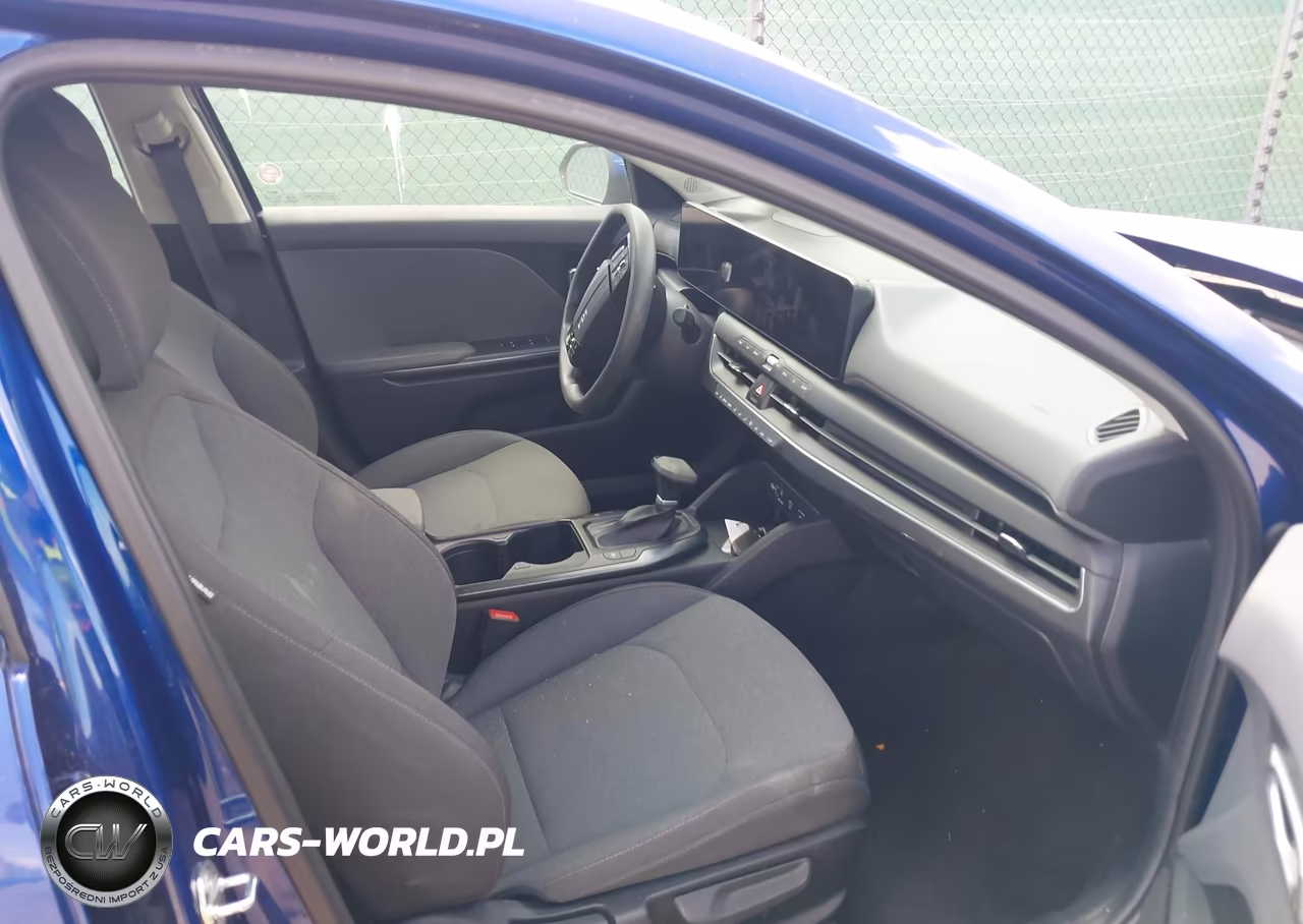 2025 Kia K4 Lxs VIN:3KPFT4DE9SE032888 - 5