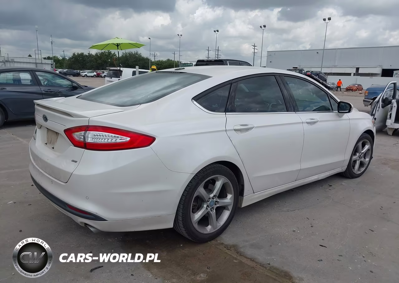 2014 Ford Fusion Se VIN:3FA6P0H7XER315117 - 4