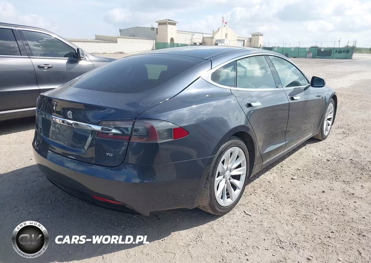 2016 Tesla Model S 60-70-75-85 VIN:5YJSA1E15GF144359 - 4