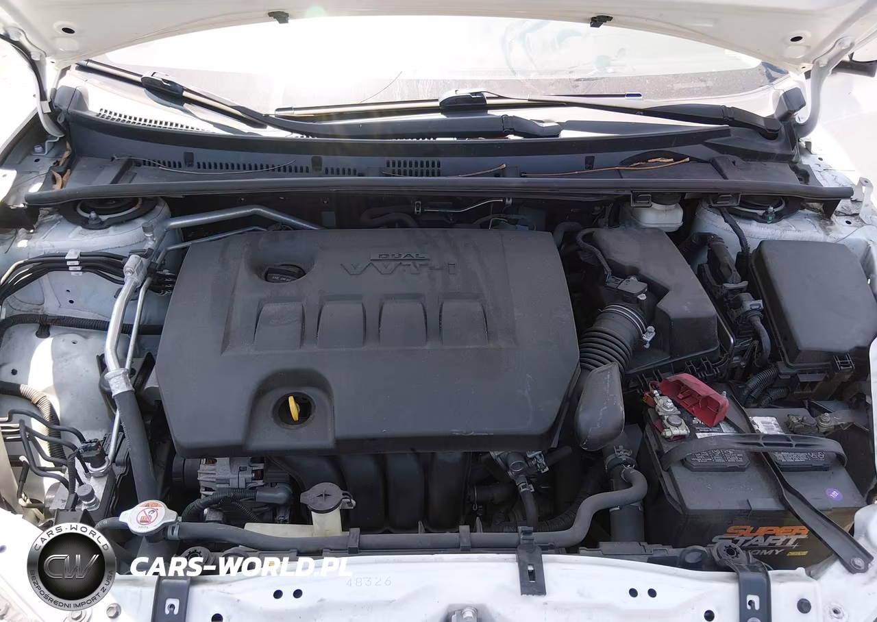 2018 Toyota Corolla Le VIN:5YFBURHE8JP773694 - 10